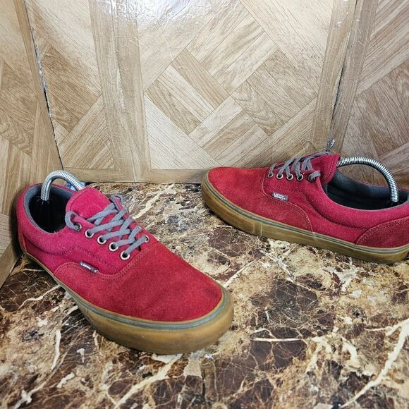 Vans men's Off The Wall skateboard low oldskool red shoes size 10.5. B439 - Picture 1 of 11